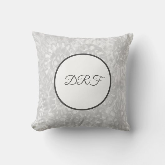 トレンディーグレー絵を描フラワー（モノグラム付き） クッション (正面)