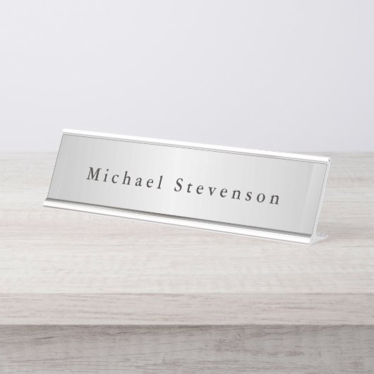 トレンディーシルバーグレイモダンプロフェッショナル デスクネームプレート (正面)