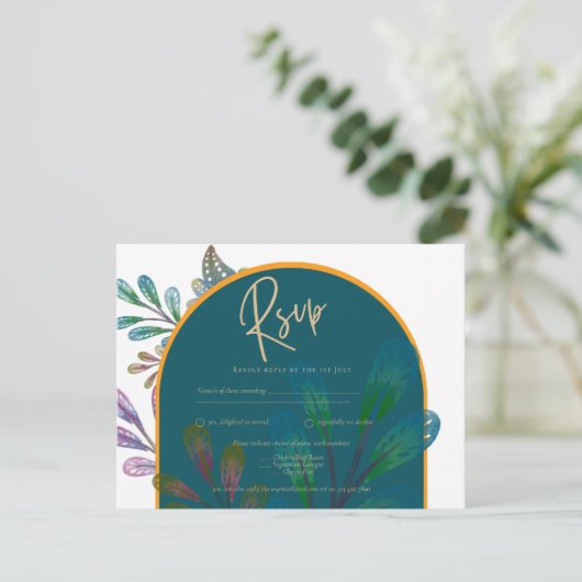 トレンディージュエルトーンティール（緑がかった色）マルーン金ゴールドウェディングRSVP ポストカード (スタンド正面)