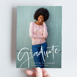 トレンディースクリプトオーバーレイ | 2つの写真の卒業 案内状