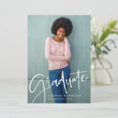 トレンディースクリプトオーバーレイ | 2つの写真の卒業 案内状 (スタンド正面)