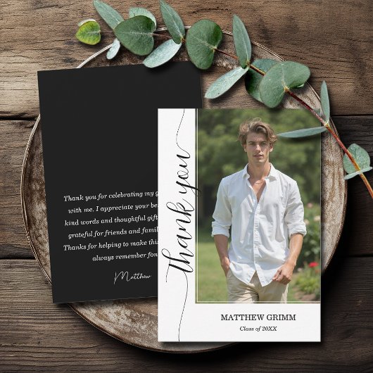 トレンディースクリプト写真の卒業 サンキューカード