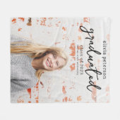 トレンディースクリプト写真の卒業 フリースブランケット (正面(横))