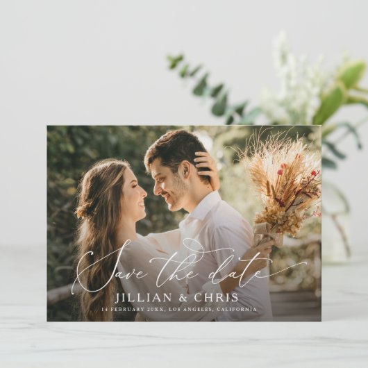 トレンディースクリプト写真の結婚式を保存する日付カード 招待状 (スタンド正面)