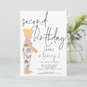 トレンディースクリプト女の子ブロンド虹2番目の誕生日イン 招待状 (スタンド正面)
