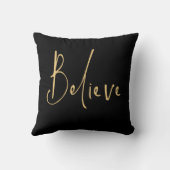 トレンディースクリプ信じトクリスマス金ゴールドブラック クッション (裏面)