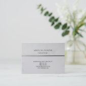 トレンディースタイリッシュシルバーグレーミニマリストプレーン 名刺 (スタンド正面)