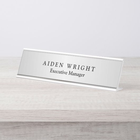 トレンディースタイリッシュミニマモダンリストのシルバーグレー デスクネームプレート (正面)
