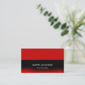 トレンディースタイリッシュ平赤黒名刺 名刺 (スタンド正面)