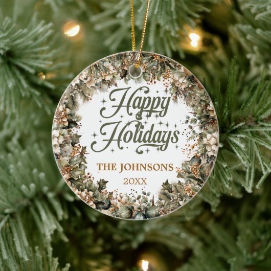 トレンディーセージグリーンフェイク金ゴールドハッピーホリデイズファミリー セラミックオーナメント (ツリー)