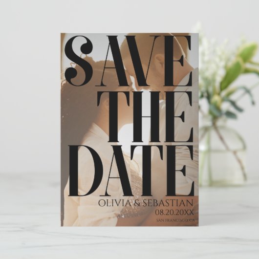 トレンディータイポグラフィオーバーレイ文字結婚写真 セーブザデート (スタンド正面)