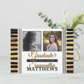 トレンディータイポグラフィ写真の卒業発表 案内状 (スタンド正面)