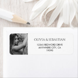 トレンディータイポグラフィ文字とフォト白黒 ラベル