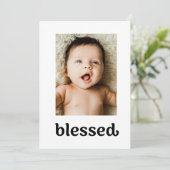 トレンディータイポグラフィ賛美クロスベビーバプティスフォト サンキューカード (スタンド正面)