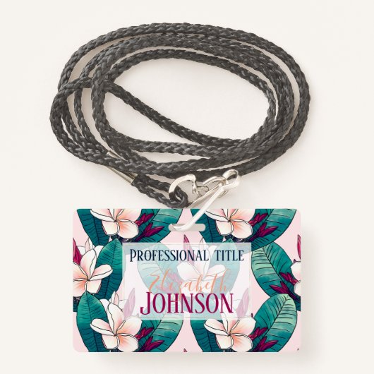 トレンディートロピカルプルメリアフラワーズグリーンフリージ バッジ (正面ランヤード)