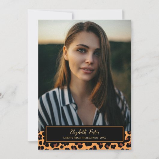 トレンディーヒョウ柄写真卒業招待状 招待状 (正面)