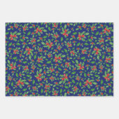 トレンディーピンクとブルーのクリスマスホリーパターン ラッピングペーパーシート (正面2)