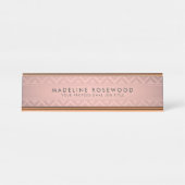 トレンディーピンクローズ金ゴールドシボモダンロンモノグラムの デスクネームプレート (正面)