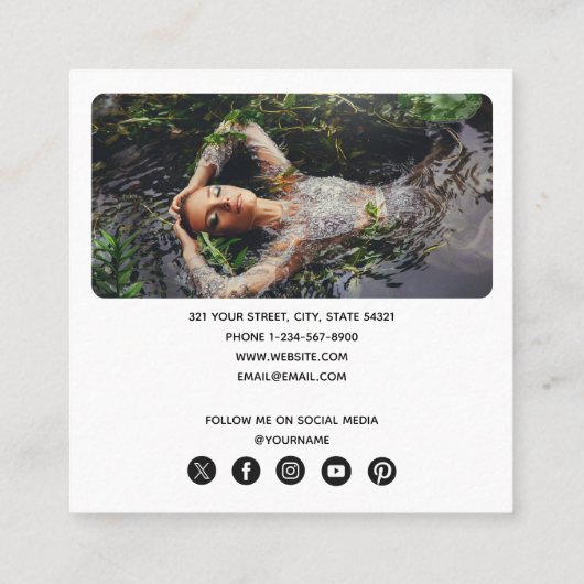 トレンディーフォトグラファーQRコードソーシャルメディアのアイコン スクエア名刺 (裏面)