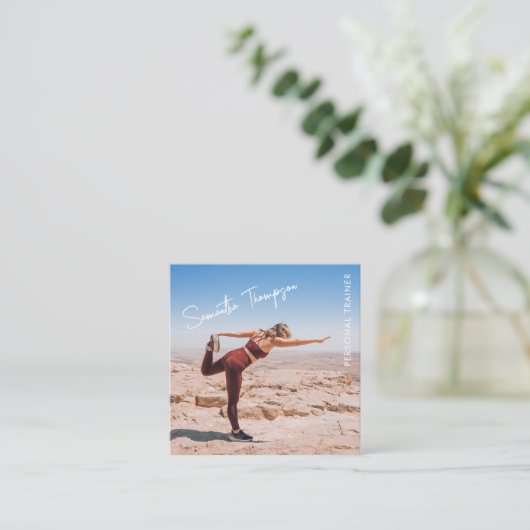 トレンディーフォトパーソナルトレーナーフィットネスQRコード スクエア名刺 (スタンド正面)