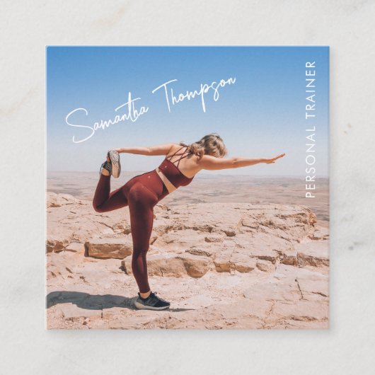 トレンディーフォトパーソナルトレーナーフィットネスQRコード スクエア名刺 (正面)