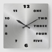 トレンディーブラシ付きスチールブラックレターナンバー顔 スクエア壁時計 (正面)
