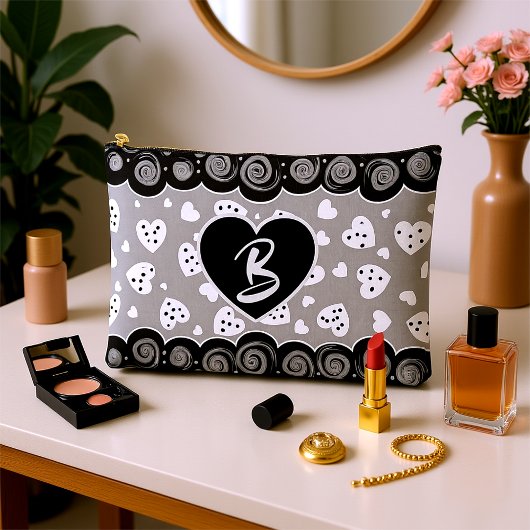 トレンディーブラックとシルバーのハートでドットと渦巻き アクセサリーポーチ