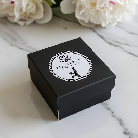 トレンディーブラックアンティークヴィンテージ鍵&ブラックストライプズ ラウンドシール