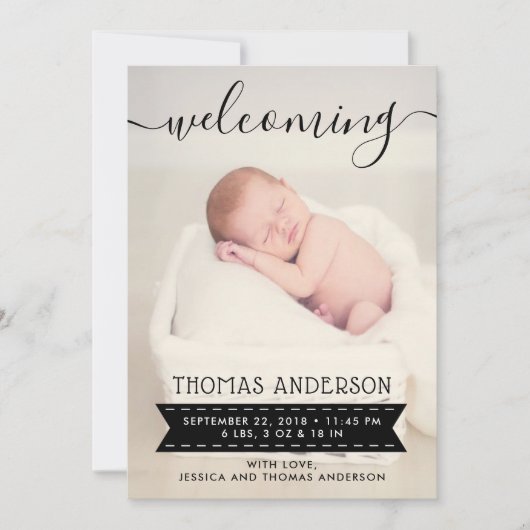 トレンディーブラック&ホワイトの誕生発表 案内状 (正面)