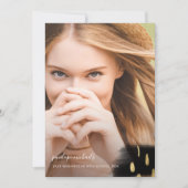 トレンディーブラック&金ゴールドスプラッシュ卒業パーティー 招待状 (正面)