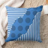 トレンディーブルージオメトリック重ストライプ層型のドット クッション (ブランケット)