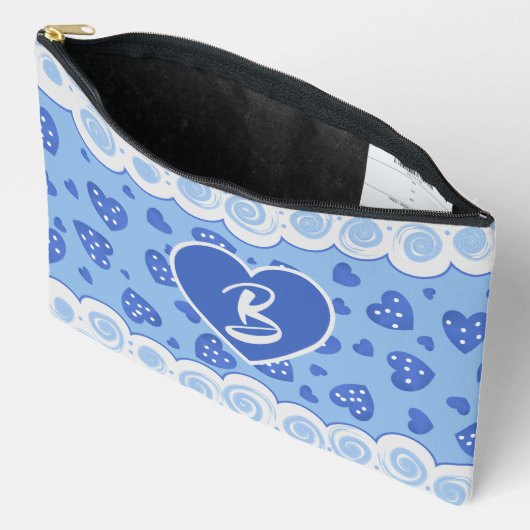 トレンディーブルーハートとドットと渦巻き アクセサリーポーチ (見開き)