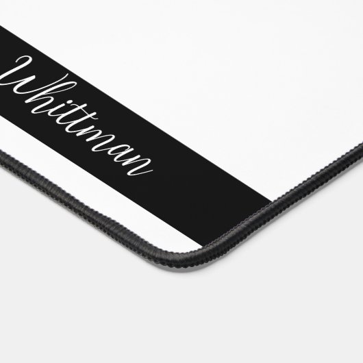 トレンディーボスレディモダンタイポグラフィストライプズ デスクマット (コーナー)