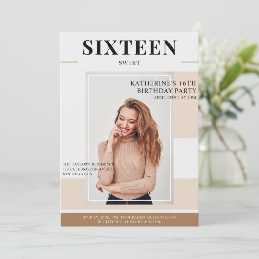トレンディーマガジンカバー写真スウィート16誕生日 招待状 (スタンド正面)
