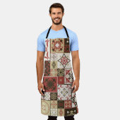 トレンディーマルサラモロッコタイルパターン エプロン (着用した状態)