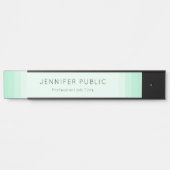 トレンディーミントグリーンミニマモダンリストテンプレート サインプレート (正面)