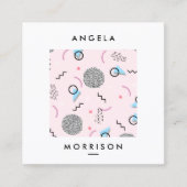 トレンディーモダンアーティストデザイナーピンク スクエア名刺 (正面)