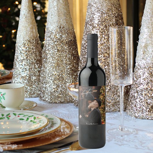 トレンディーモダンクリスマス | ロマンチックなカップルの写真 ワインラベル