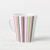 トレンディーモダンニューピンクグリーンホワイトストライプズ カフェラテマグ (左アングル)