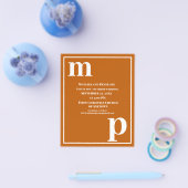 トレンディーモノグラム燃えたオレンジ色の予算の結婚式の招待 チラシ (シングル)