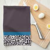 トレンディーレオパード印刷と名前の付いた青いリボン キッチンタオル (四つ折り)