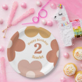 トレンディーレトロデイジーガール誕生日 ペーパープレート (パーティー)