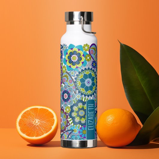 トレンディーレトロ花の柄と名前 – 青い緑 ウォーターボトル