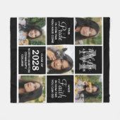 トレンディー卒業生5フォトコラージュ黒卒業 フリースブランケット (正面(横))