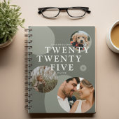 トレンディー抽象芸術フォトコラージュ2025 プランナー手帳