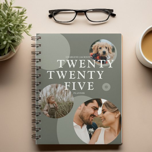 トレンディー抽象芸術フォトコラージュ2025 プランナー手帳