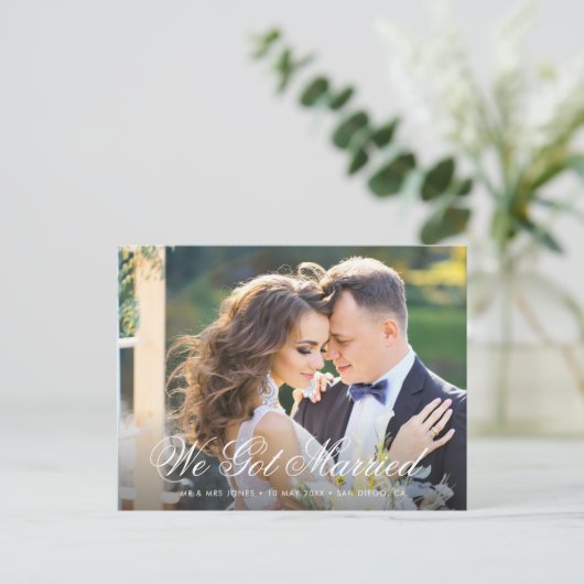 トレンディー新郎新婦の写真結婚の発表 ポストカード (スタンド正面)