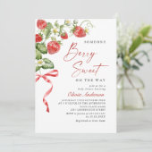 トレンディー水彩牧草地いちご赤ちゃんシャワー 招待状 (スタンド正面)