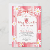 トレンディー水彩牧草地いちご赤ちゃんシャワー 招待状 (正面)
