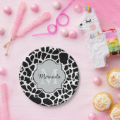 トレンディー白黒キリンプリントモノグラムの名 ペーパープレート (パーティー)